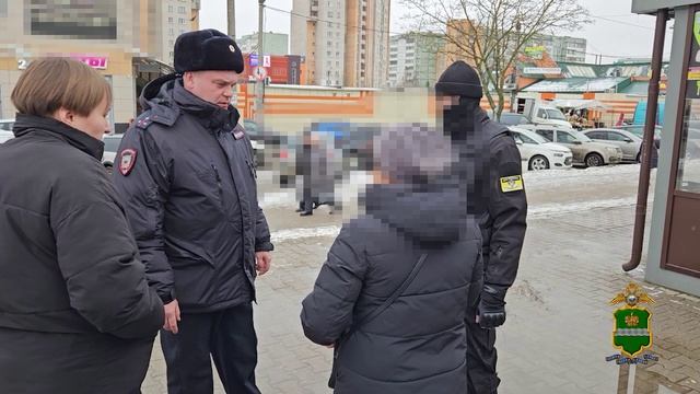 Сотрудники полиции принимают меры по обеспечению охраны общественного порядка на территории региона