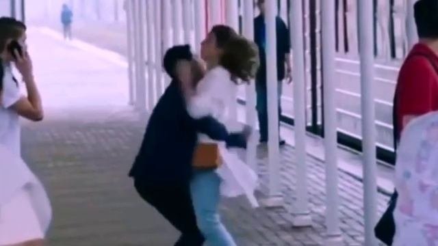 Бестия...стихи Татьяны Абдумаминовой, муз. и исп. Н. Жуков, видео Л. Кузнецова (2)