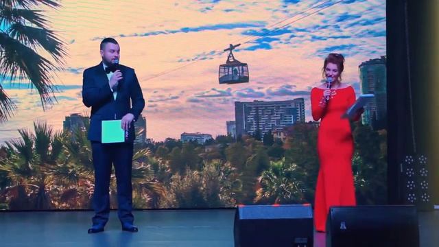 Церемония награждения Achievers Night (2017) Ведущие на английском - Петр Чарушин и Катя Водопьянова