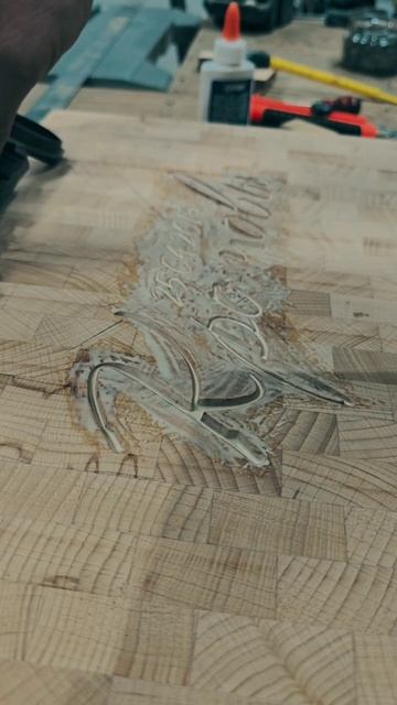 v - образная вставка из Амананта. День рождения семьи