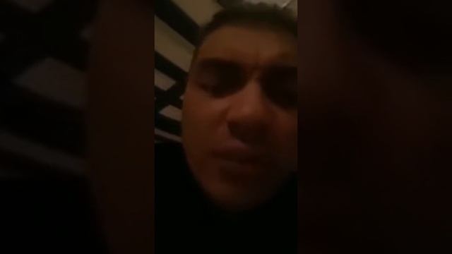 Заключенные зашили глаза и рты