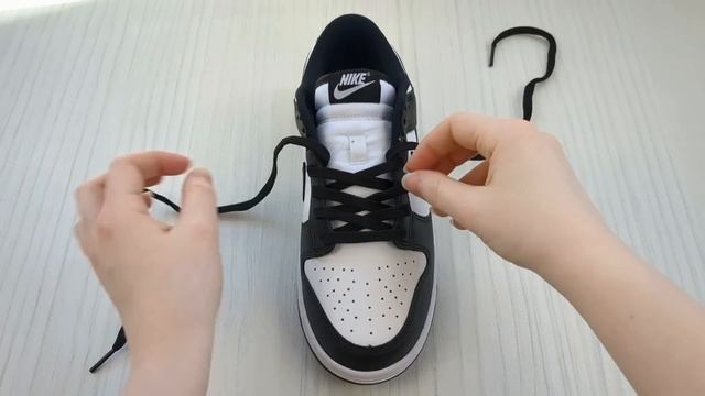HOW TO LACE NIKE DUNK 1 LOWS LOOSELY (BEST WAY!)