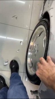 есть ещё маляры от бога 🤣