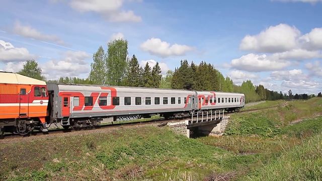 ТЭП70-0219 с пригородным поездом, перегон Бологое-Московское - Бологое-Полоцкое