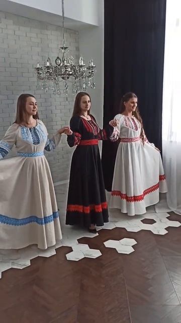 Славянские платья #русскоеплатье #Славянскоеплатье #славяне #славянскаяодежда #одеждаизльна