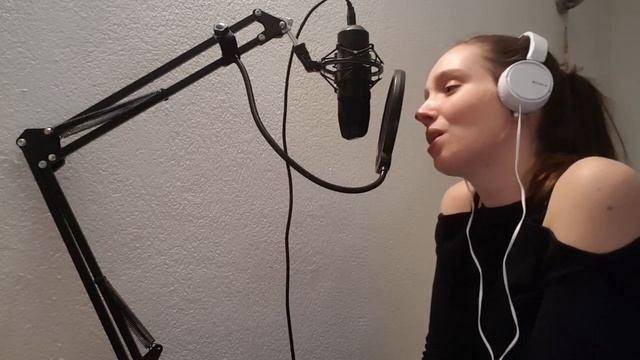 Tones and I - Dance Monkey - Cover by Melissa
