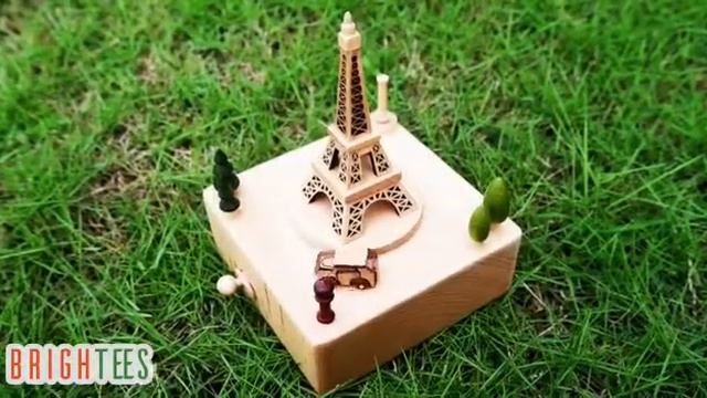 Eiffel Tower Music Box