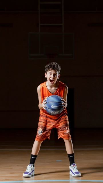 Нам сказали заплатить 1000$ и мы получим супер фото 🔥 #баскетбол #спорт #школабаскетбола #дети #кз