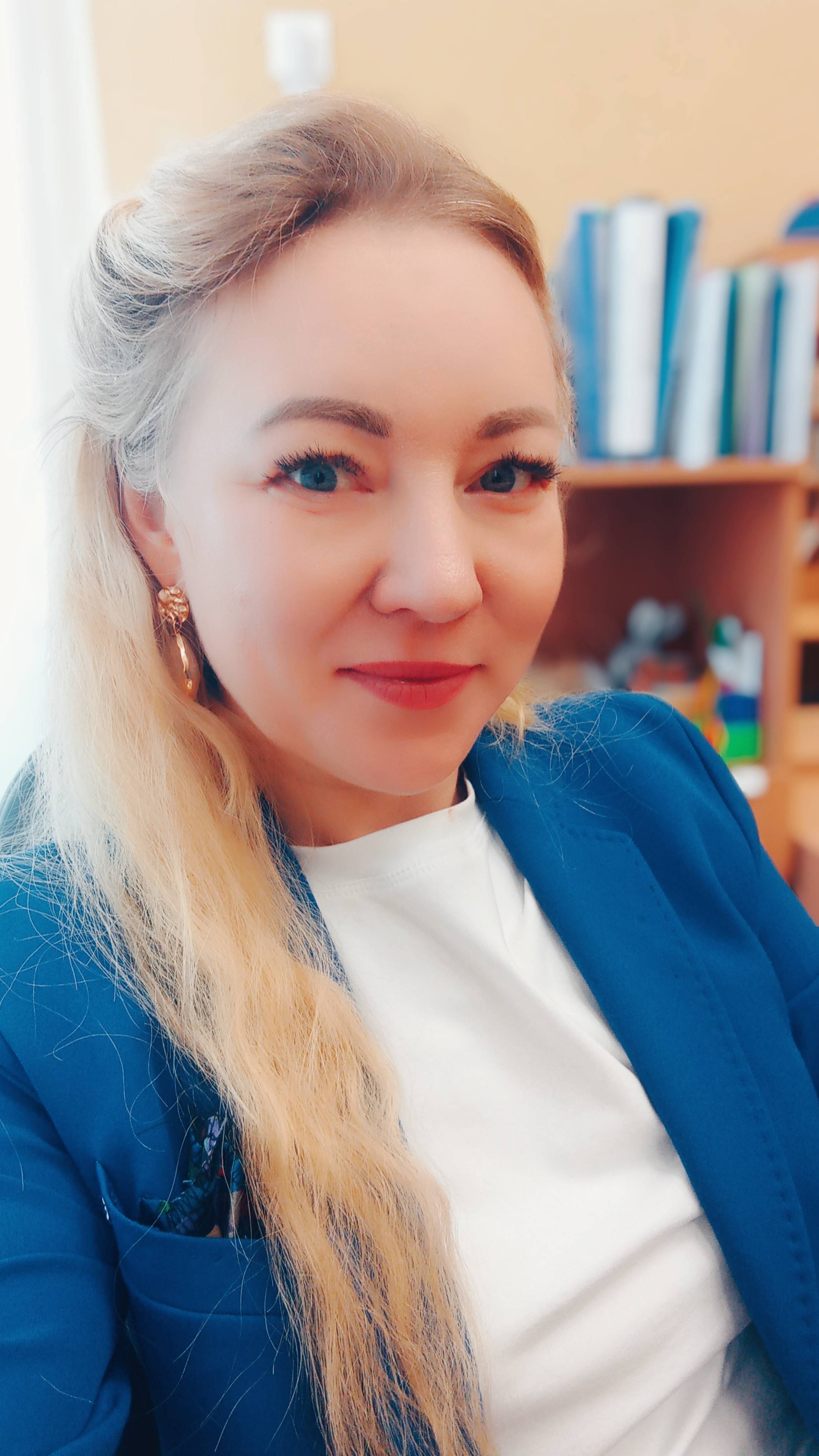 читает Рагозина Елена
Стихотворение "С любовью к детям", автор Марина Анатольевна Котелкина.