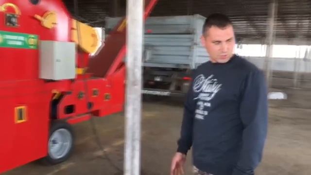 Зерноочиститель ПЗК-100 "Мамонт". Орловская область, Верховский район, село Большой Синковец