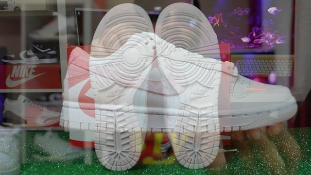 Nike Dunk Low Pink Paisley Review And Where To Buy "FIRE" CLEAN COLORWAY!