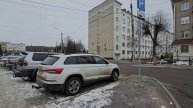 Как правильно ставить автомобиль на парковку?
