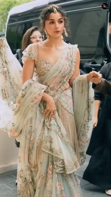 भारत से 5 बेस्ट इंडियन लुक जिसने चलाया Cannes में जादू #aliabhatt #aishwarya #nancy #shorts #jaquli
