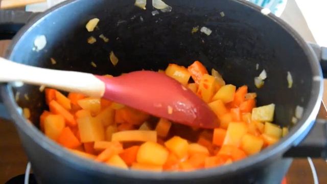 Ami van otthon, Tárkonyos Finom Tejszínes Burgonya Leves, Kevés Pénzből  @AgisSoulKitchenrecipeidea