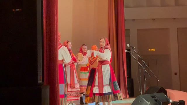 «Вот кто-й то с горочки спускается» фольклорный ансамбль Бла́говестЬ г.Тамбов