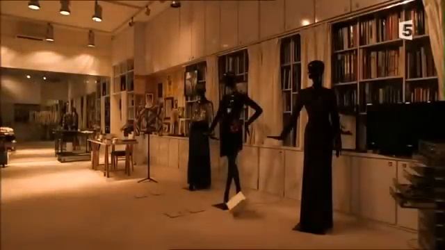 Une maison un artiste, Yves saint Laurent.
