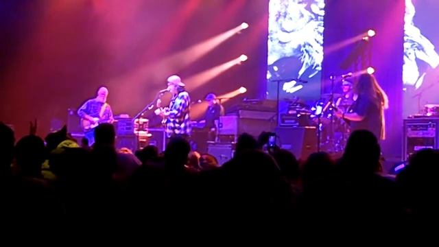 Widespread Panic covers Led Zeppelin's D'yer Mak'er at Chrysler Hall