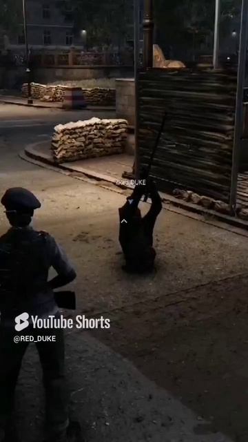 ОЧЕНЬ СТРАННЫЙ СНАЙПЕР #shorts #sniperelite #redduke