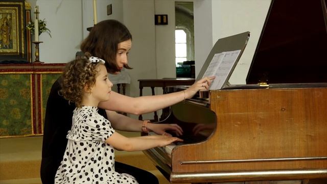 Isabel plays Meerkat Waltz by Irina Woronow