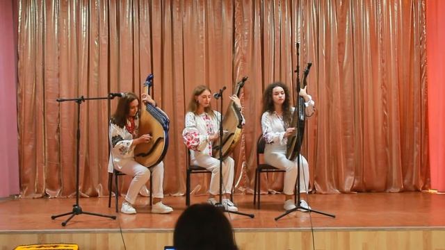 Молитва за Україну - тріо бандуристів "Акварель"