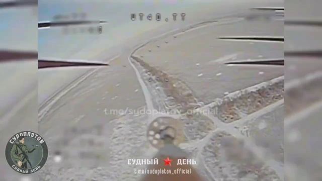 Оператор FPV-дронов ВТ-40 уничтожает вражеские средства связи и БПЛА на Дзержинском направлени...