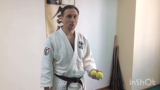 08-2  Жонглювання однією рукою