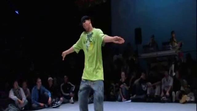 Salah vs Slow Boog - Funkin Stylez 2007
