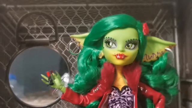 Unboxing Monster High Skullector GRETA GREMLINS 2