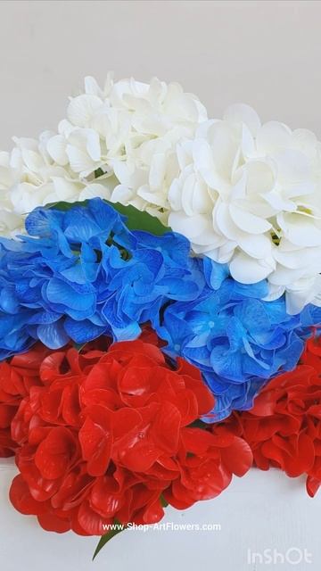Поздравляем с днем России 🇷🇺