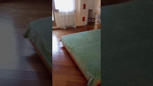 1000000276.mp4