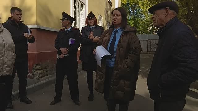 НАЛЁТ с целью врезки труб от МКД 26 в систему отопления МКД 24 по ул.С. Разина г.Иркутск 5.10.2023г.