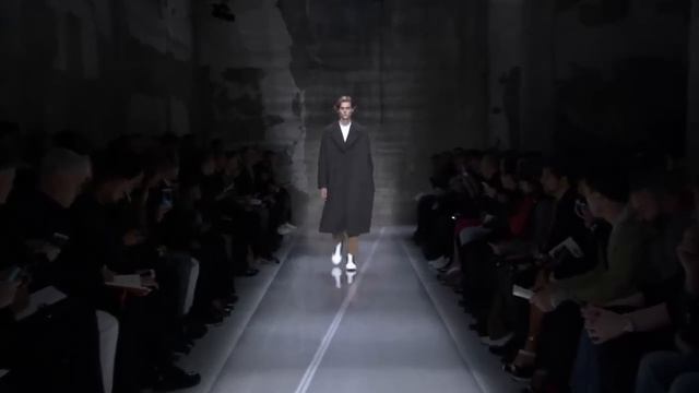 Marni | Fall Winter 2016/2017 Full Fashion Show | Menswear