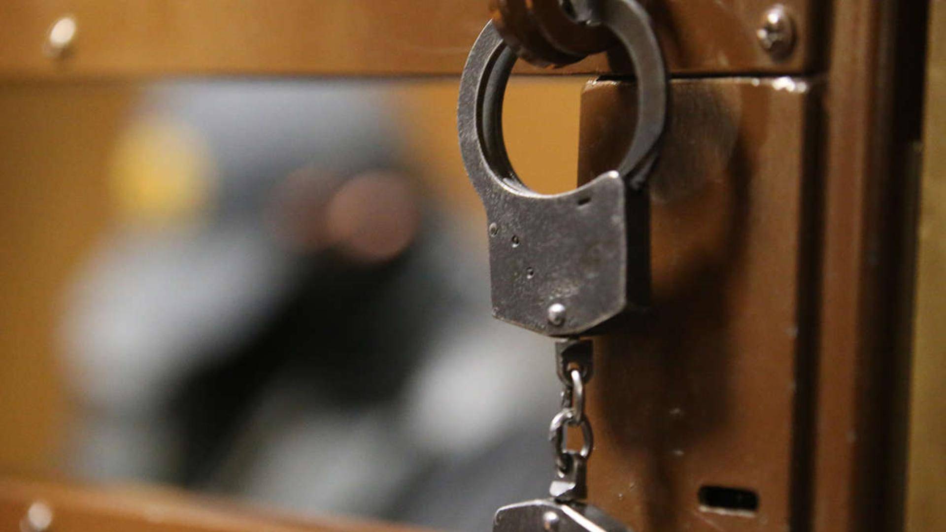 В Удмуртии дядя три года насиловал несовершеннолетнюю племянницу