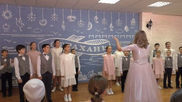 В.Плешак "Рождественская песнь" из оп. "Под первой звездой". Сводный хор "Родина ясноглазая".
