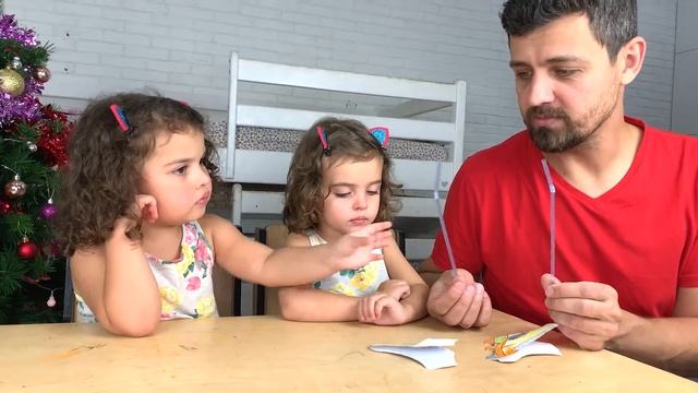 Крошкитерешки делают бумажные коньки своими руками. Адвент календарь