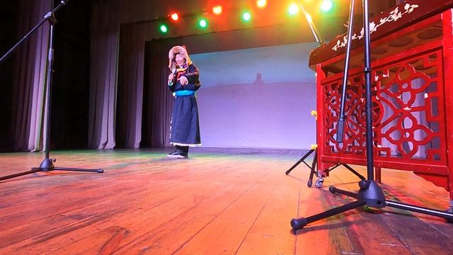 "АРАДАЙ ДУУНАЙ АЯНГА" ТОГЛОЛТО "АМАР САЙН" ТЕАТРТА