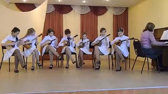 558  Ансамбль домристов г  Сибай «Бубенчики»
