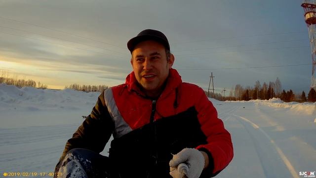 прокатились на ледянках.