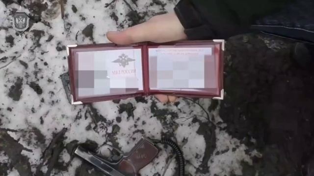 В Сватовском округе ФСБ задержали сотрудника правоохранительных органов за шпионаж в пользу Украины.