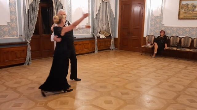 Нежная румба _Падает снег_💖Студия танца Нон- Стоп. Брест.mp4