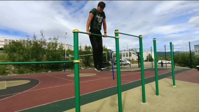 Выход силой на две (необычное) обучающее видео