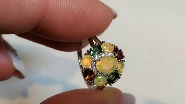 Серебряное кольцо с опалами и турмалинами, лампы
