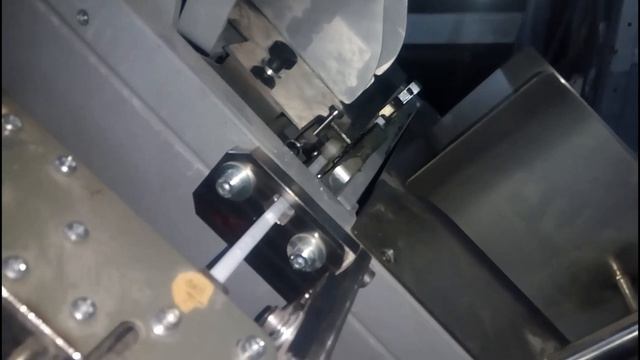 Клипсатор для упаковки продуктов.