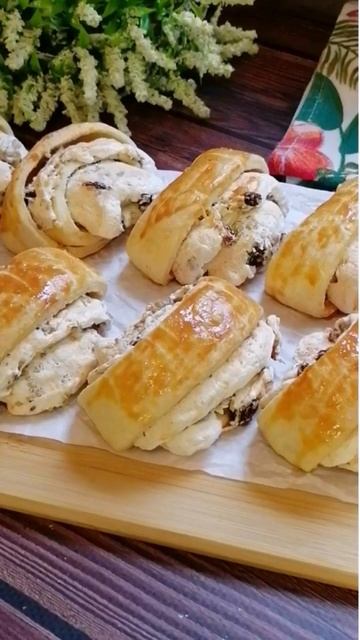 Бесподобное печенье с изюмом, орехами и меренгой. Просто! Порадуйте близких этим вкуснейшим десерто