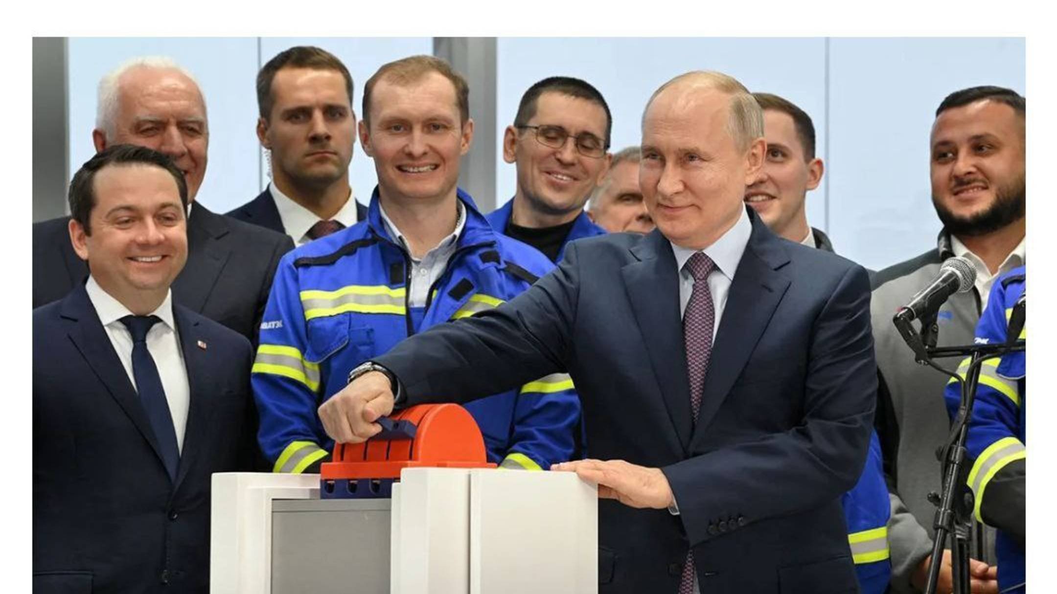 Европа потирает руки. Возобновление поставок газа и электричества... На фоне первых контактов с РФ.