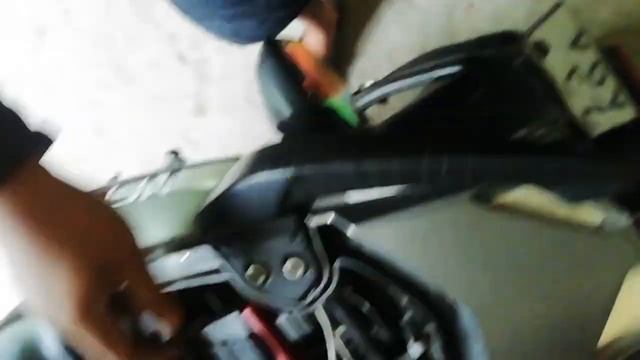 Removing grab rail from NS200