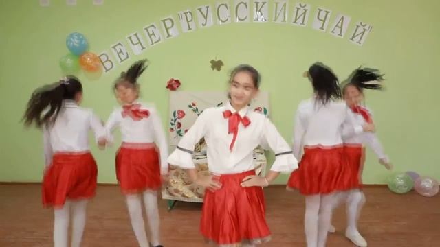 38-Maktab. Rus tili fan oyligi doirasida o'tkazilgan tadbirdan lavha.