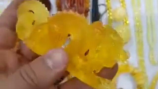 Amber Sculpture Chinas Style Dragon Playing with Ball, More-Trade Ltd +380955855588