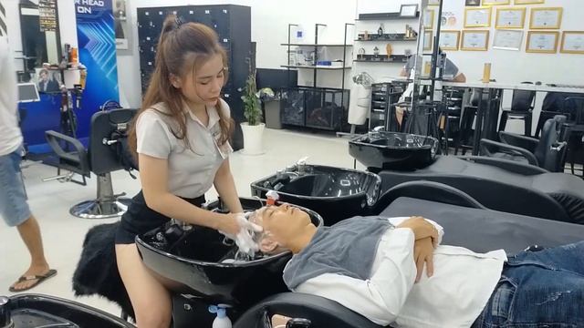 30 shine men's hair system in Viet Nam, a place for relaxing shampoo and great facial care