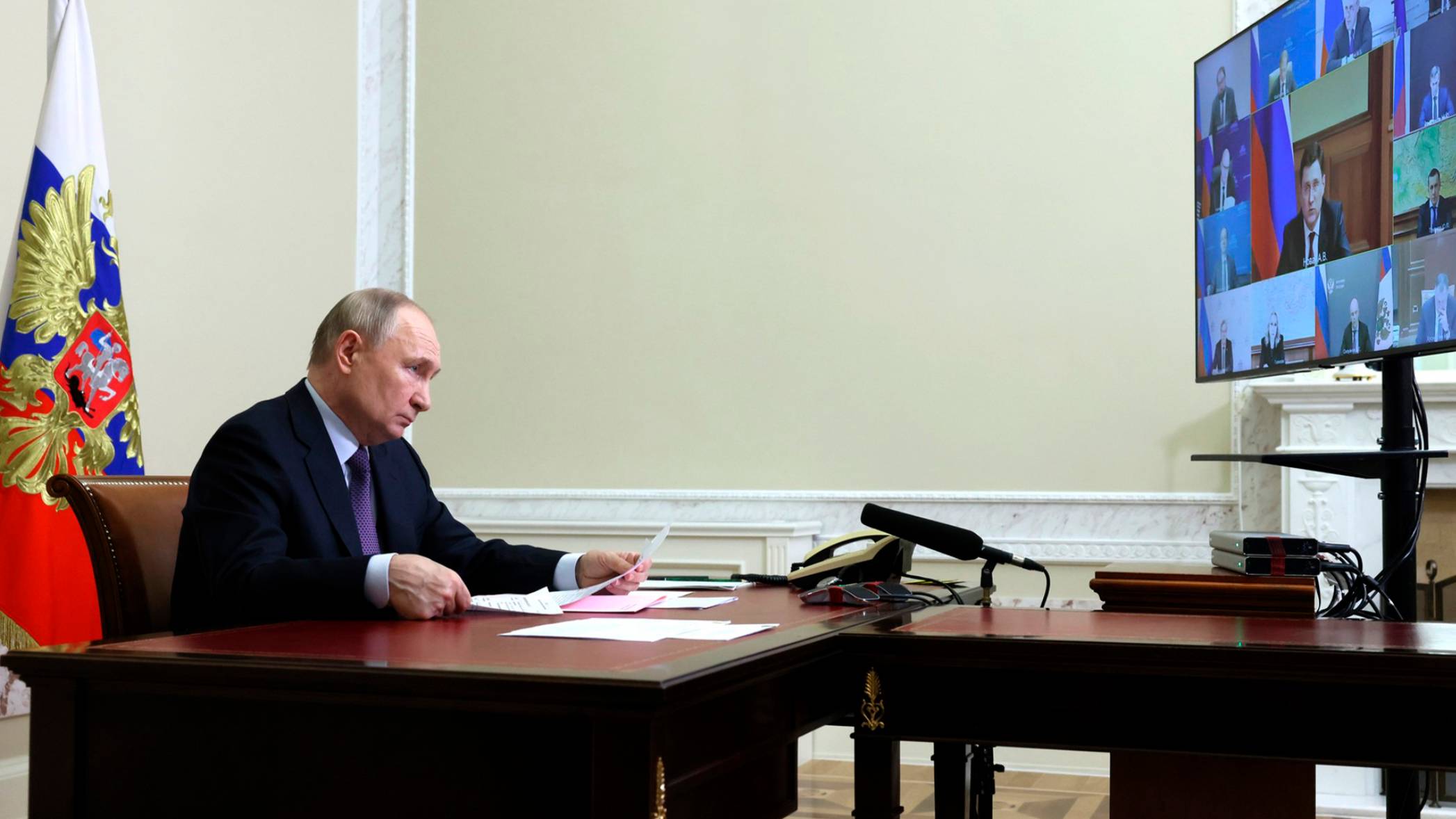 Путин: Россия готова самостоятельно обеспечить энергетическую безопасность Калининградской области